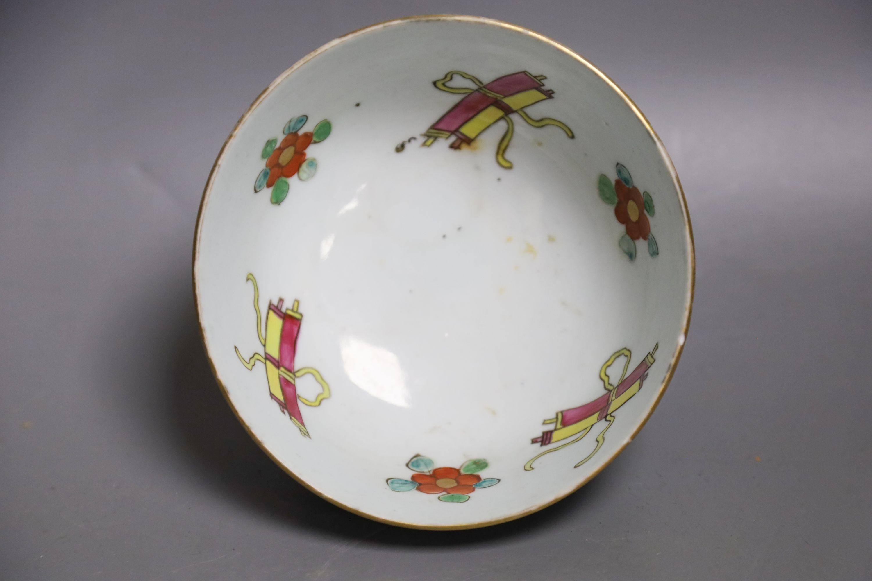 A 19th century Chinese famille rose bowl, wear to gilding, 12cm